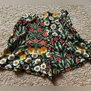 Zara women floral short size S